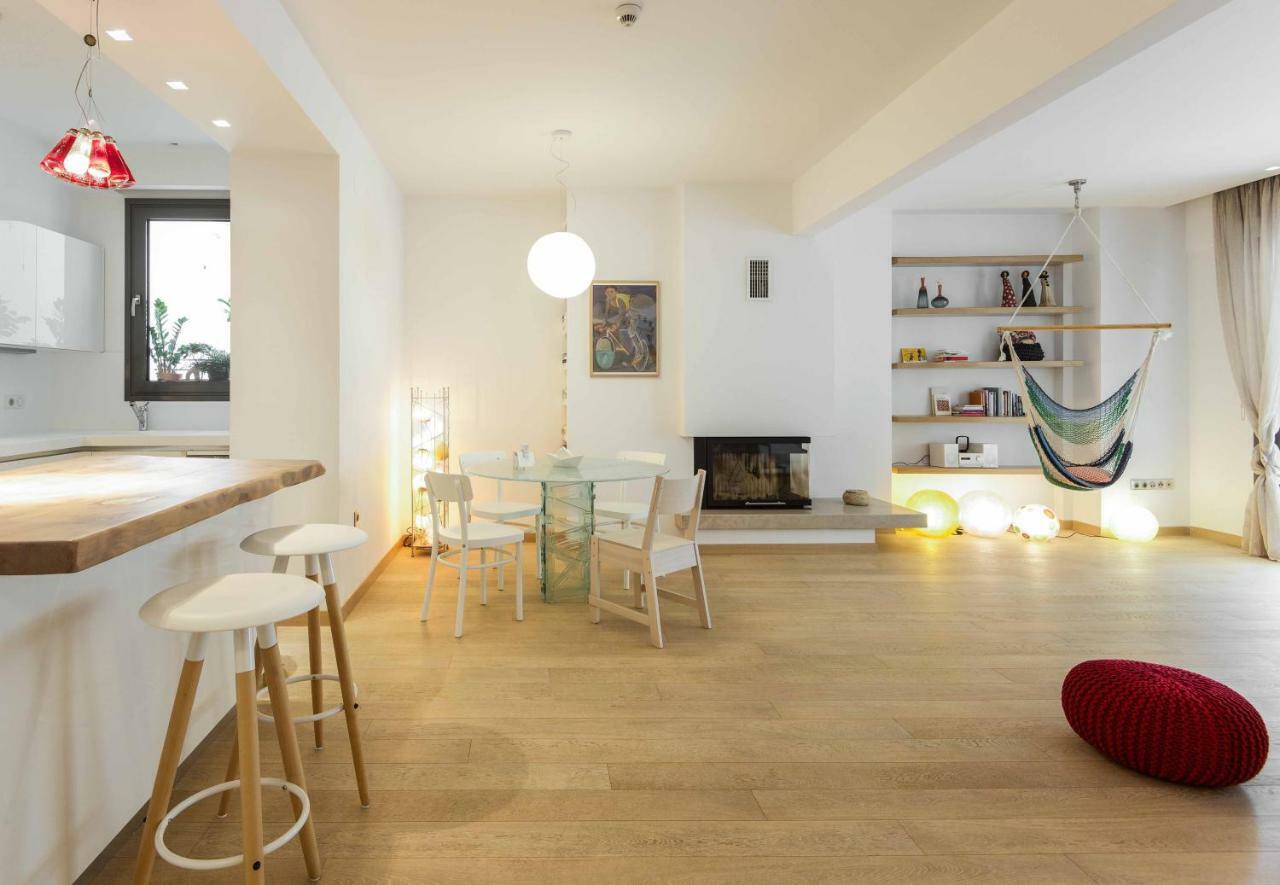 Stylish 3-Bedroom Apartment & Terrace Salonic Exterior foto